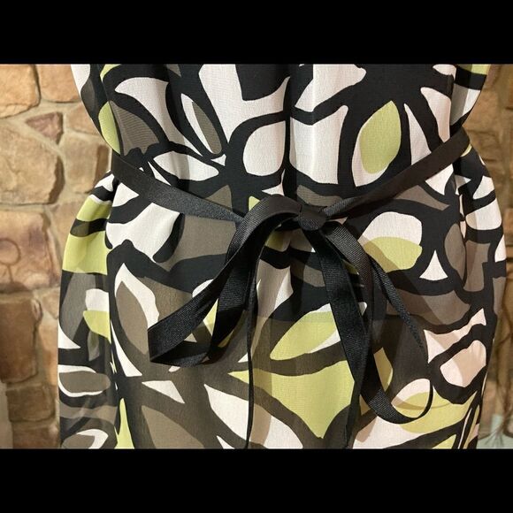 MARKS & SPENCER TOP.  / UK SIZE 12 - US SIZE 10. TERRIFIC CONDITION - Picture 4 of 10